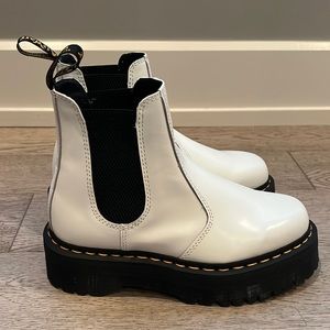Platform Chelsea Doc Martens